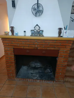 Casa de campo habitable en Mula con 80.000 m2 de parcela