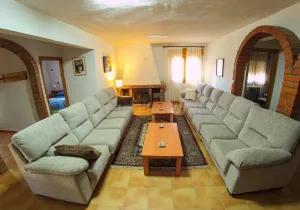 CASA RURAL EN FINCA DE 6.700 M2