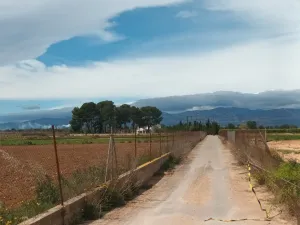 Finca con buen acceso