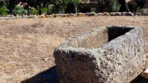 CASA DE CAMPO TOTALMENTE EQUIPADA CON PISCINA