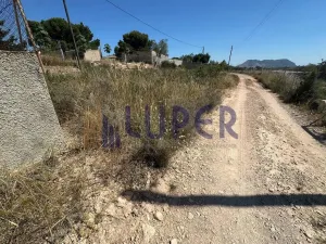 SE VENDE MAGNÍFICA FINCA RÚSTICA CON PARTE URBANA EN EL MORALET (ALICANTE)