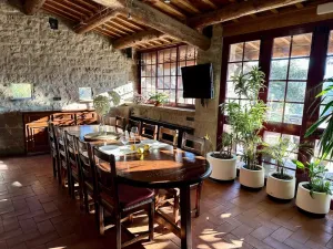 FINCA RÚSTICA LUXURY CON GRANJA CINEGÉTICA