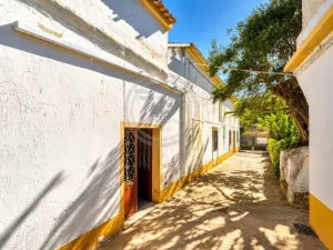 Dos Viviendas Contiguas con Terreno – Querença, Loulé