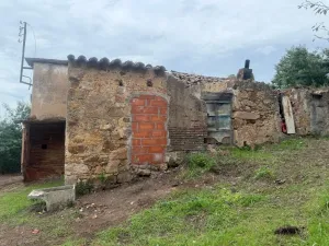 Finca rustica con masia catalogada