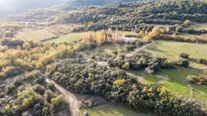 Finca con casa para rehabilitar en el Pirineo