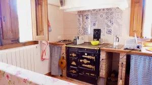 CASA DE CAMPO TOTALMENTE EQUIPADA CON PISCINA