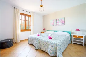 Finca en Venta con Licencia Vacacional en Cala Murada, Manacor