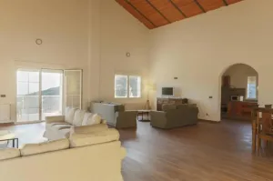 Finca Ganadera Con Alojamiento Turistico