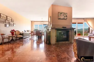 Finca Rústica Exclusiva con Vistas al Mar en Argentona