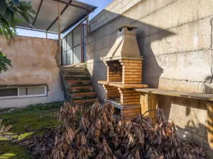 Finca rústica de AGUACATES con CONTRUCCIÓN de 37 m2 en Los Guájares (Faragüit).