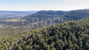 Pueblo abandonado con proyecto urbanístico ap