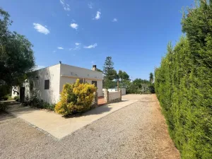 Finca rústica con casa